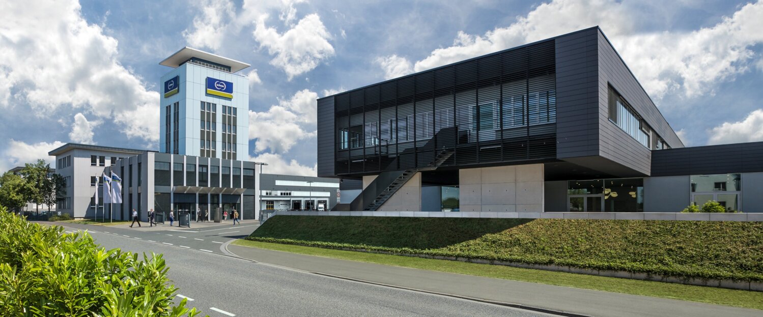 The corporate headquarters of the Schunk Group in Heuchelheim - employees and visitors are located on the company premises