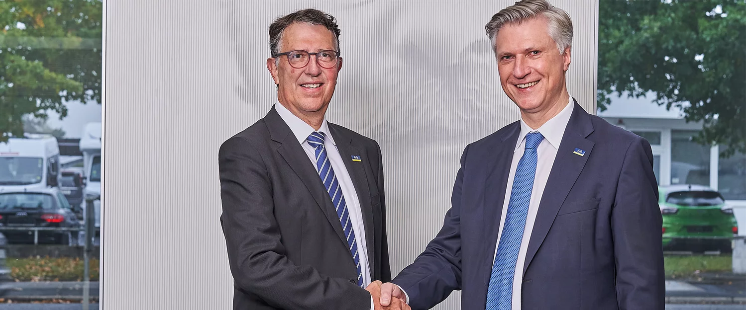 "We want to continue to expand Schunk's success in the future."