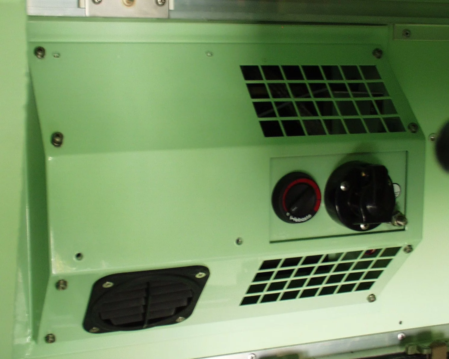  BHA‑1 LR control and ventilation module by Weiss Defence with rotary switch and ventilation grilles