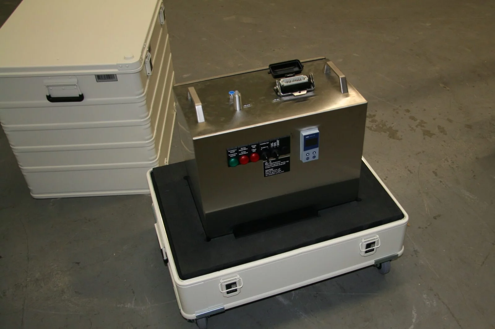  Mobile control unit of the ZKB MCRS1 by Weiss Defence in a rugged transport case with control panel and display
