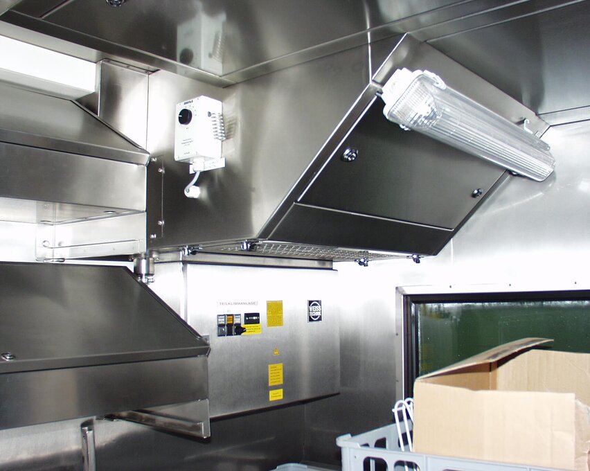  Interior of the K36W‑A defence air conditioning unit by Weiss Defence with stainless‑steel panels, air flow and integrated technology