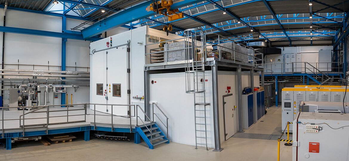 Multi-dimensional stress tests for optimising the power electronics of wind-power plants.