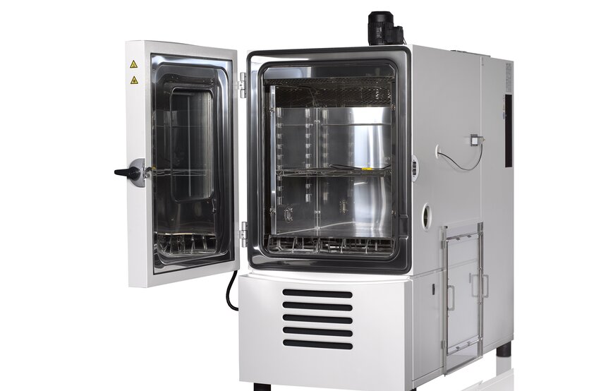 Precision climate test cabinets for particularly stable and homogeneous test conditions