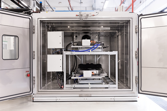 Systèmes de test pour batteries et stockage d'énergie électrique