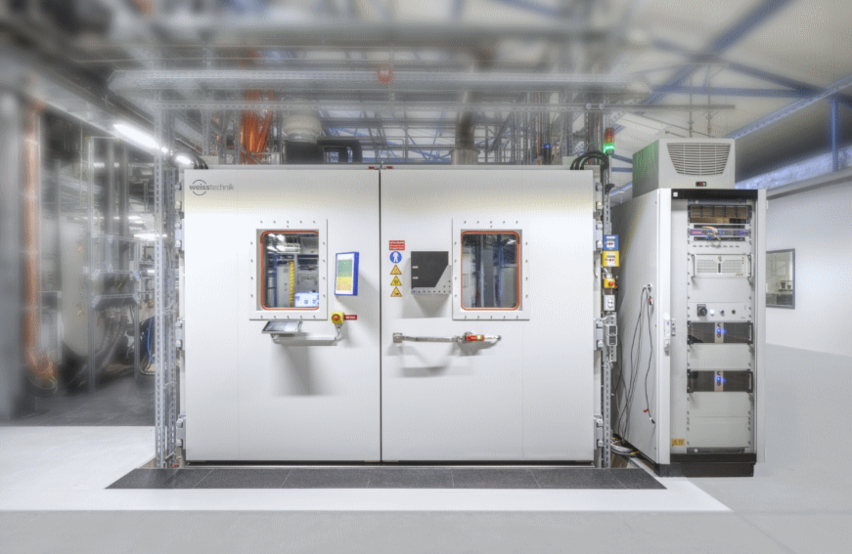 Systèmes de test pour batteries et stockage d'énergie électrique